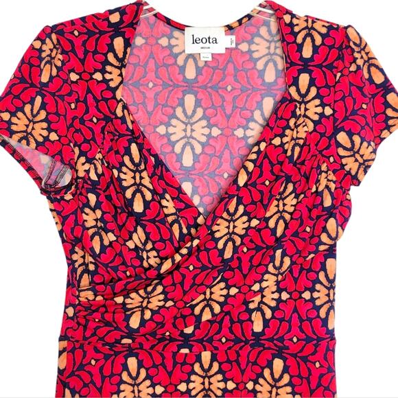 Leota Sweetheart Jersey Knit Faux Wrap Dress in Terazzo Print Size Medium - Picture 7 of 9